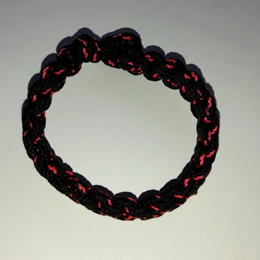 Black and Pink 9 inch Paracord Bracelet